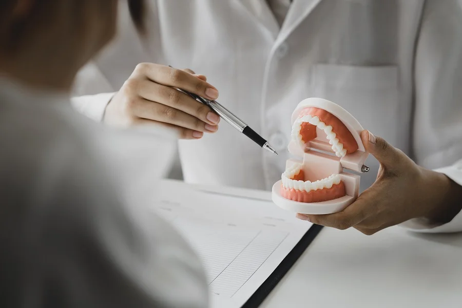 clínica de implantes dentales en córdoba